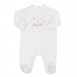 Pyjama bébé personnalisé au prénom de l'enfant avec des cœurs
